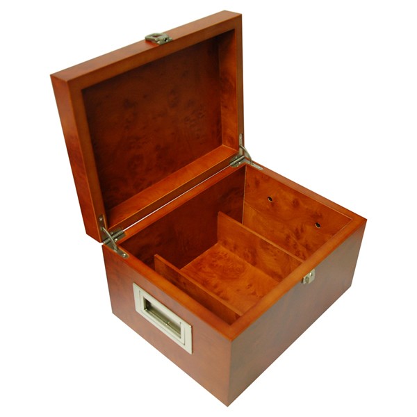 Schoenpoetskist Saphir Schoenpoetskisten Schoenverzorging The Shoecare Shop Monet houten schoenpoetskist van famaco met luxe verzorgingsproducten voor leren schoenen. schoenpoetskist saphir
